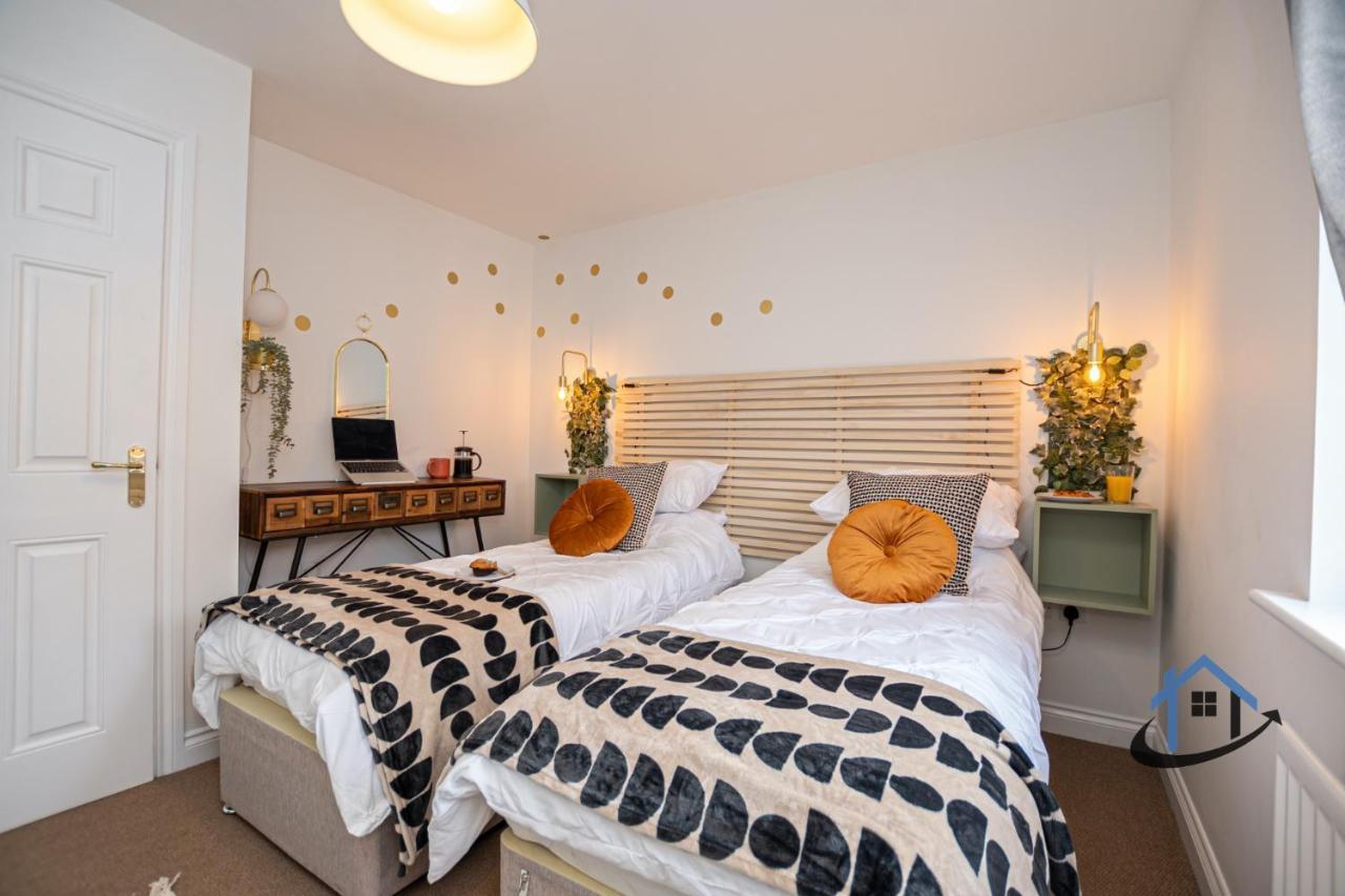 Ironside House, Thrapston King Or Twin Beds, Free Parking, Workspace, Corporates, Sleeps 8 외부 사진