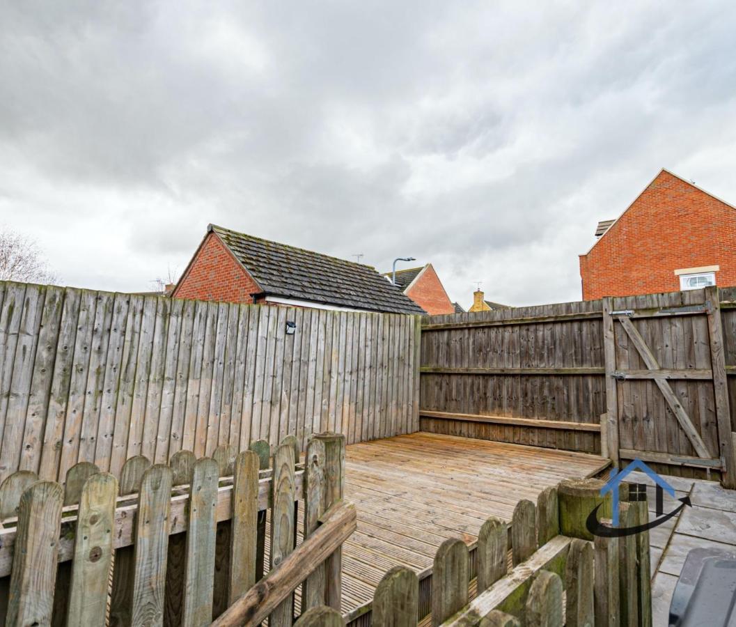 Ironside House, Thrapston King Or Twin Beds, Free Parking, Workspace, Corporates, Sleeps 8 외부 사진